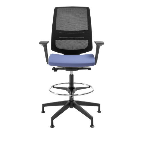 Counter Drehstuhl Lia mit Fußkreuz, Synchronmechanik und Armlehnen, Farbe und Stoffgruppe wählbar